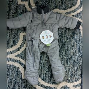 Buckle Me Baby Car seat coat 3-6 months